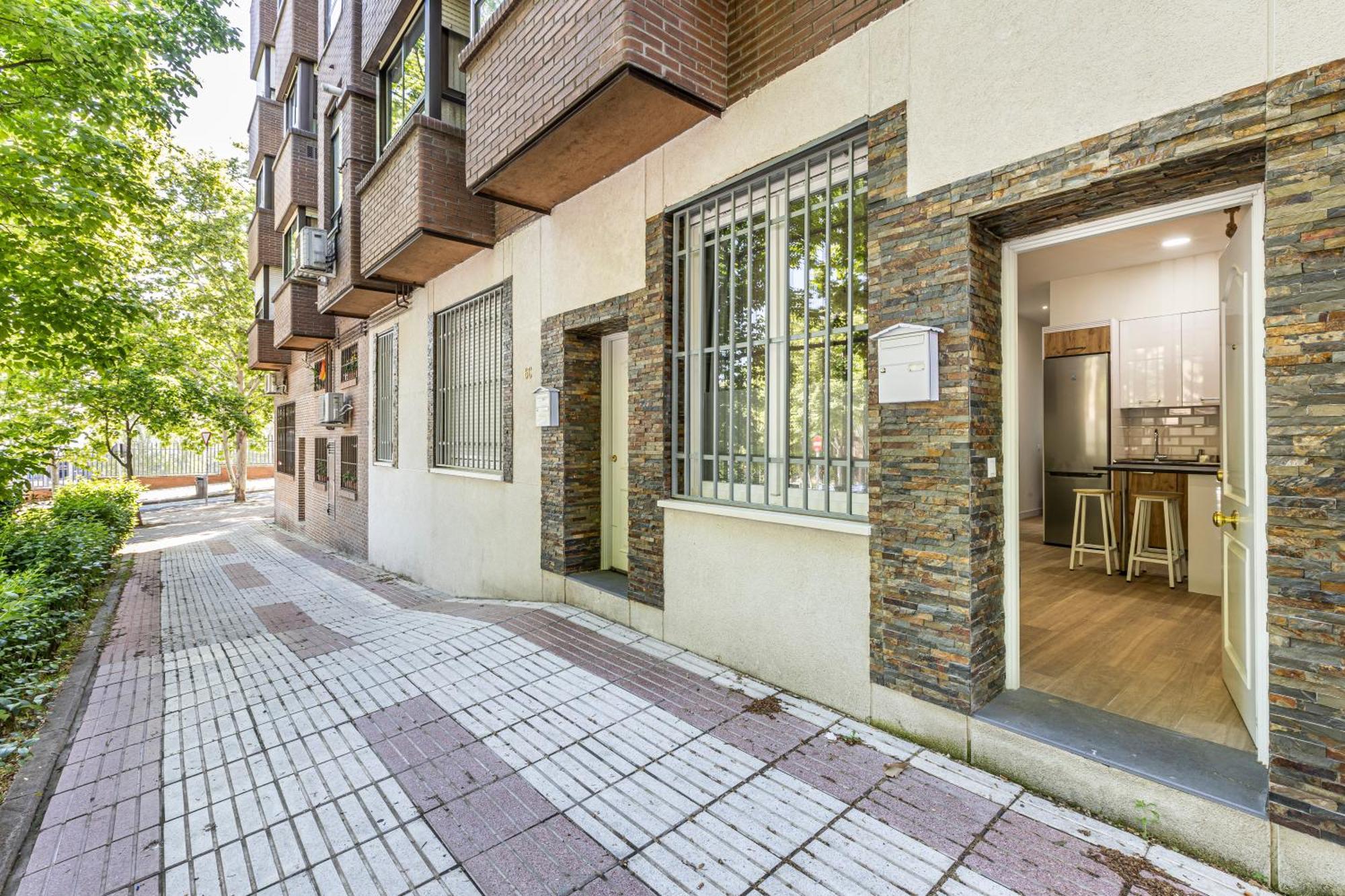 Apartamentos A 5 Minutos Del Centro De Madrid 4P Kültér fotó